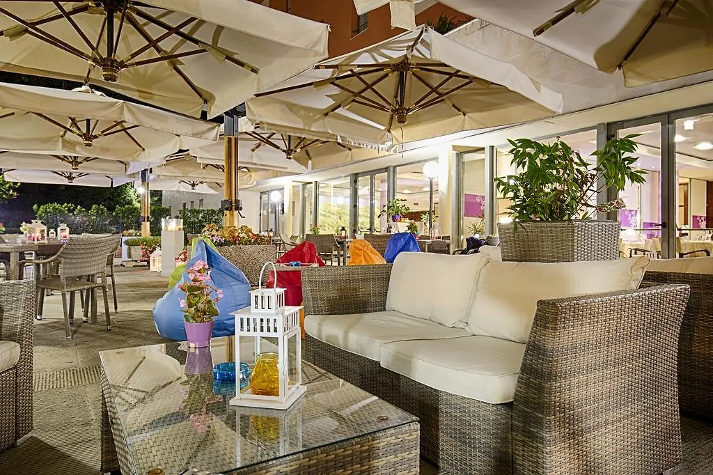 **** Hotel Mercure Genova San Biagio Italy