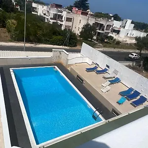 ellenőrizze a rendelkezésre állást