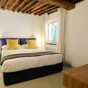 Apartment San Lorenzo Small, Genoa