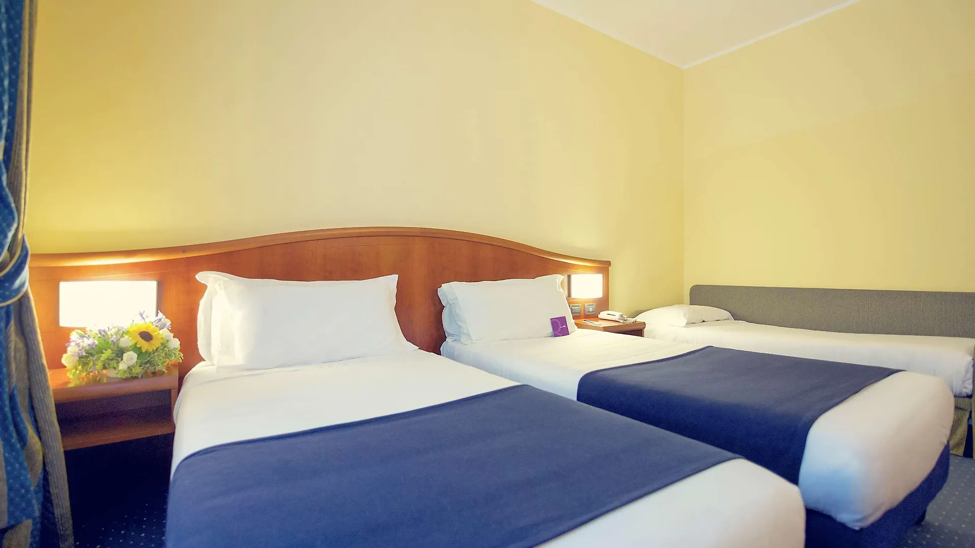 Mercure Genova San Biagio 4*,