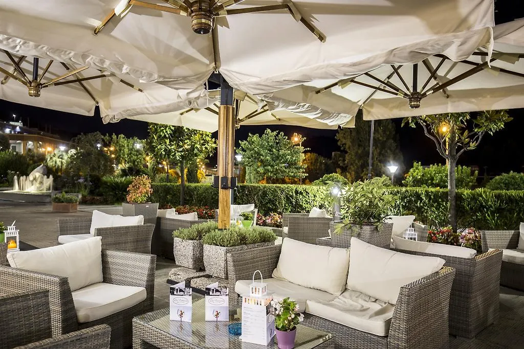 Mercure Genova San Biagio 4*,